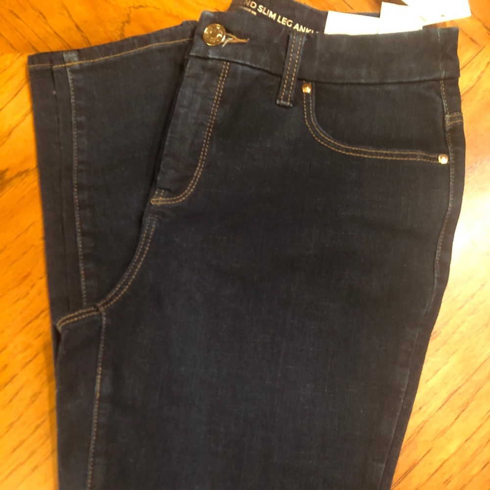 SALE Chicos So Slimming ankle jeans NWT size 0R
